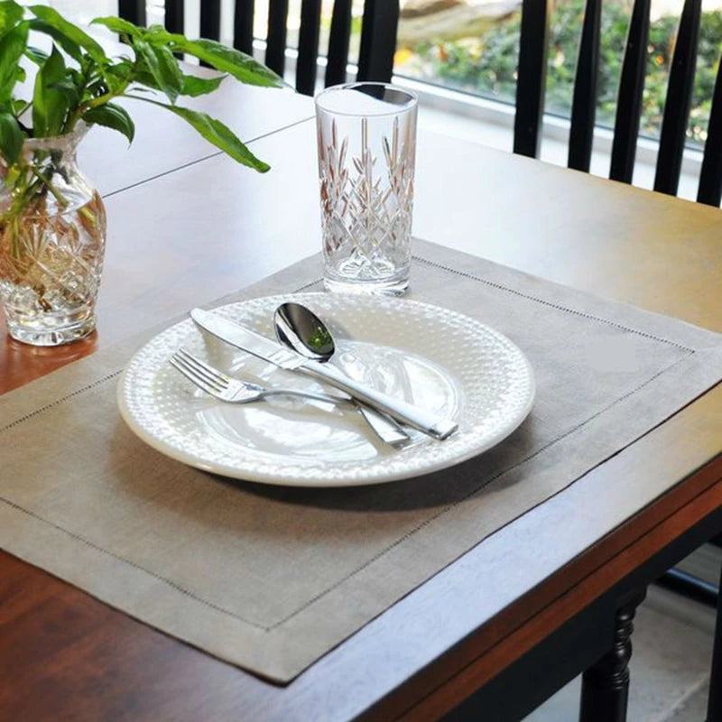 4 Pcs Hemstitched Place Mat Cotton Napkins White Table Mat Beautiful Natural Linen Dinner Mat Fabric Napkin Place Mat