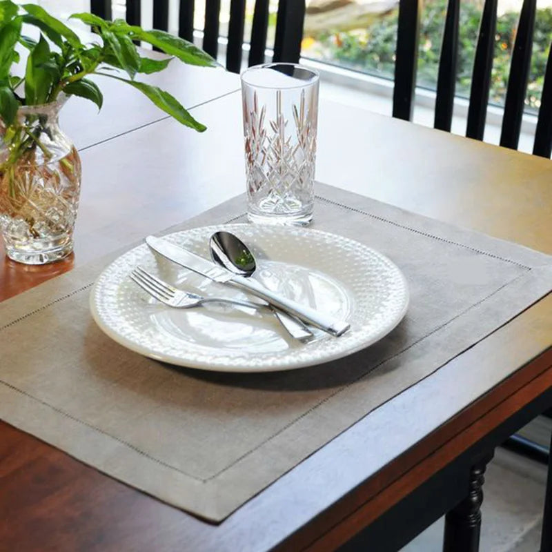 4 Pcs Hemstitched Place Mat Cotton Napkins White Table Mat Beautiful Natural Linen Dinner Mat Fabric Napkin Place Mat